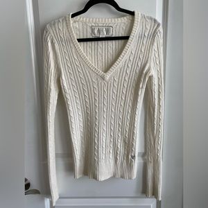 American Eagle V Neck Sweater